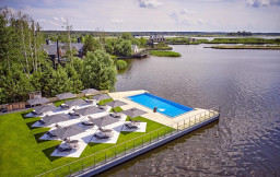 Сонячний релакс в Україні: найкращі ідеї для відпочинку біля води